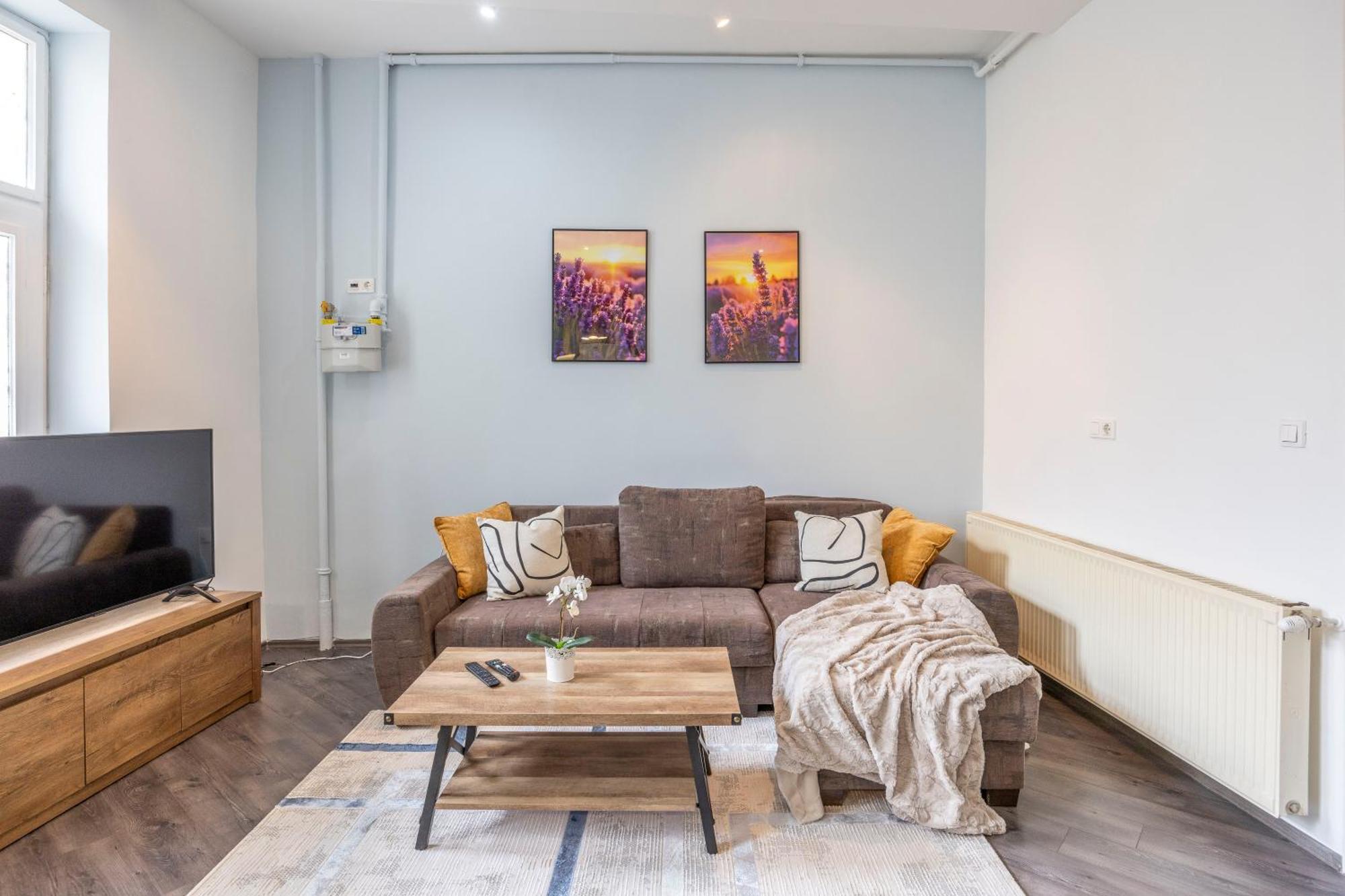 Explore Budapest From A Central Cozy Home & Sweet Retreat Экстерьер фото